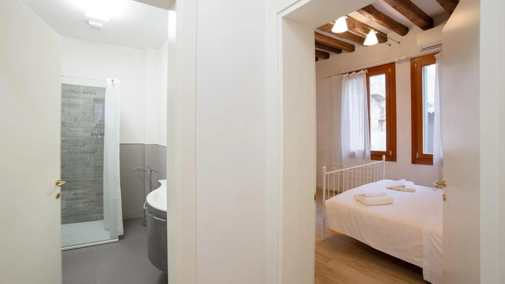 Apartment Ca Lion By Venicevillas, Vicino Biennale Italy
